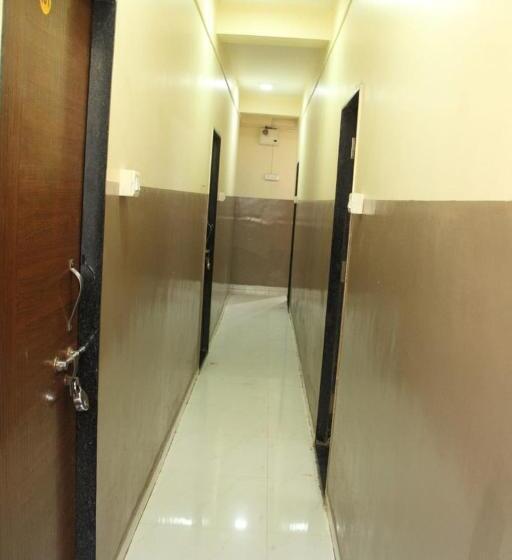 Hotel Shree Radha Govind Bhakt Niwas