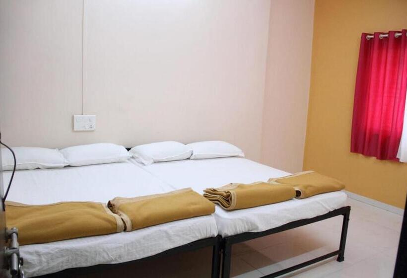 Hotel Shree Radha Govind Bhakt Niwas