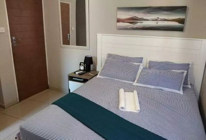 پانسیون Chobe Blue Guest Inn