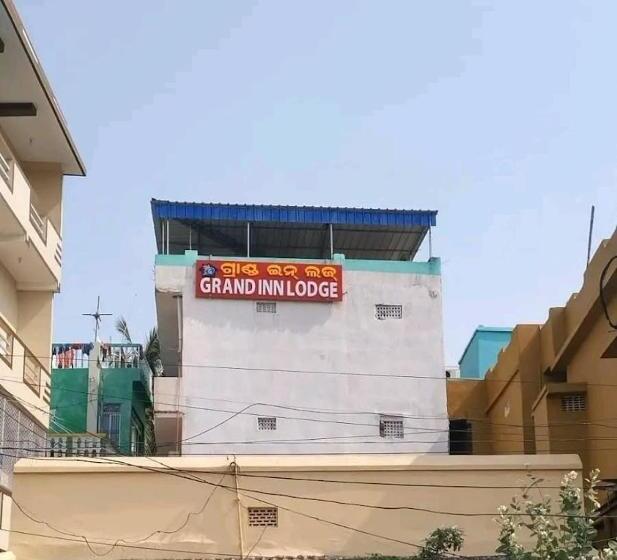 پانسیون Grand Inn Lodge