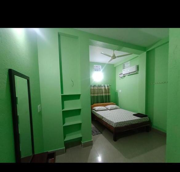 پانسیون Grand Inn Lodge