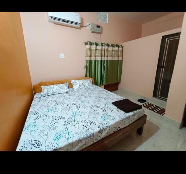 پانسیون Grand Inn Lodge