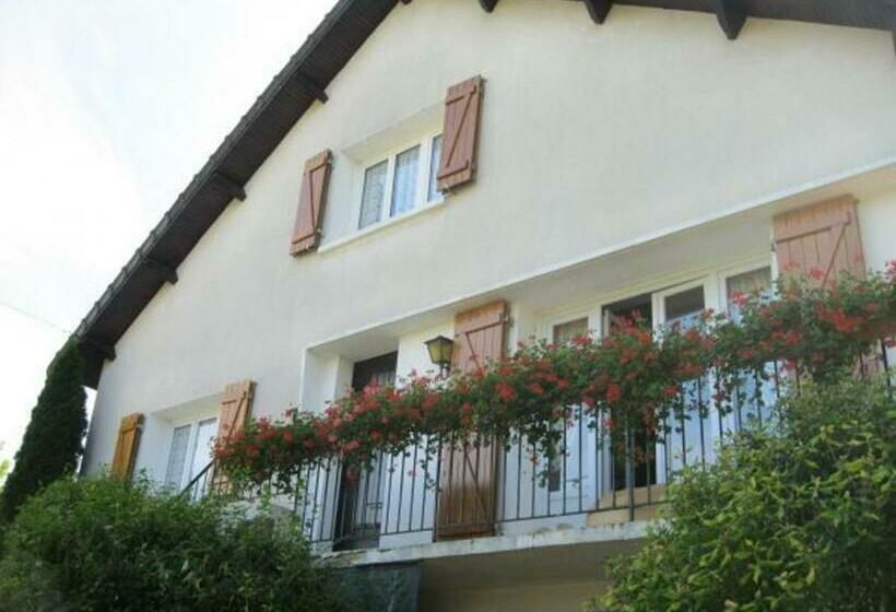Pensionat Charmant Pavillon Avec Cheminée Et Balcon, Dans Un Village Fleuri Et Calme   Fr 1 585 120