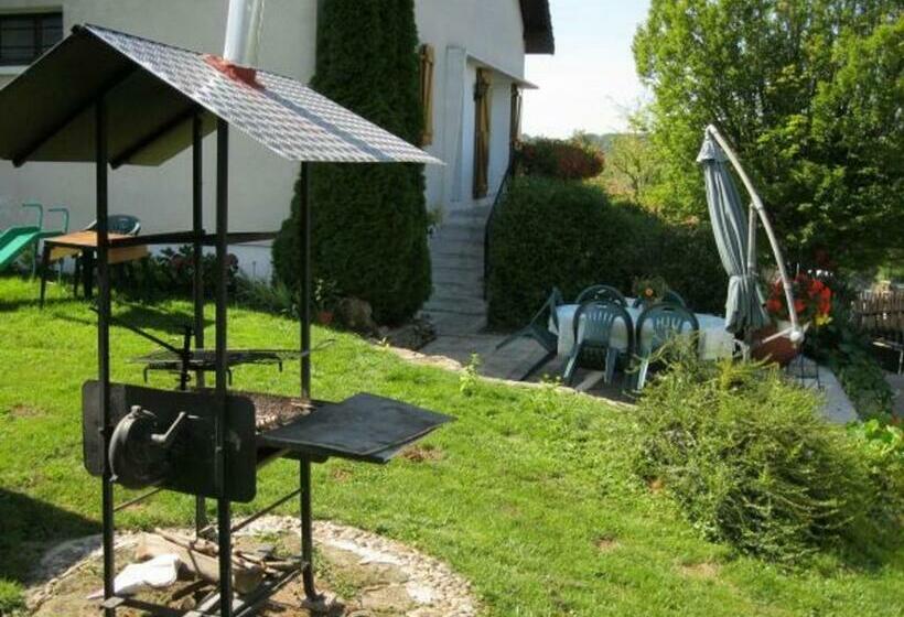 Pensionat Charmant Pavillon Avec Cheminée Et Balcon, Dans Un Village Fleuri Et Calme   Fr 1 585 120