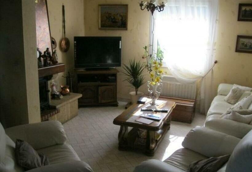 Pensionat Charmant Pavillon Avec Cheminée Et Balcon, Dans Un Village Fleuri Et Calme   Fr 1 585 120