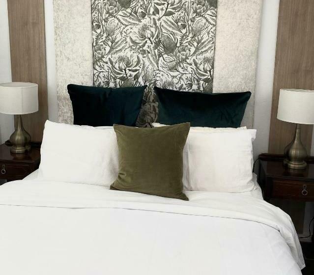 Пансион Mapleton Park Cottage