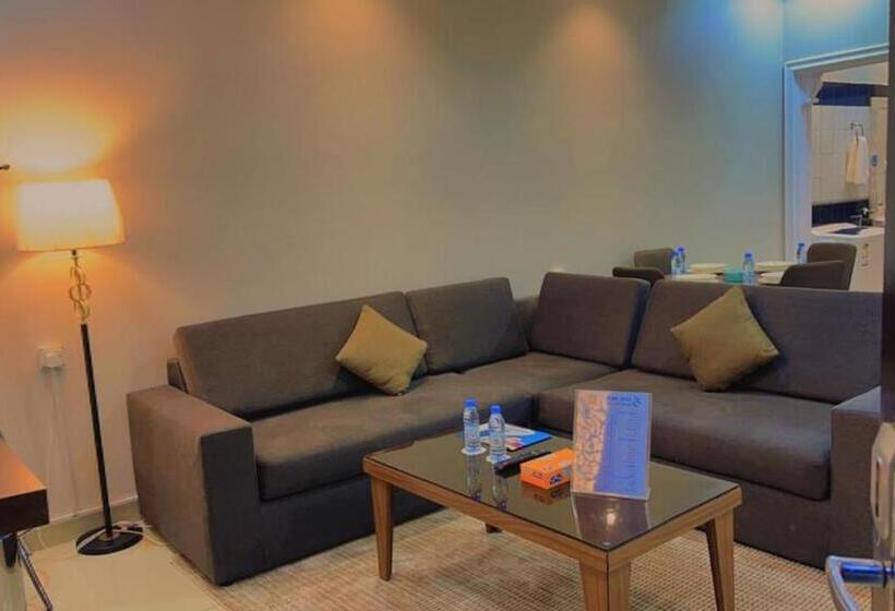 بسمات الشرق 1