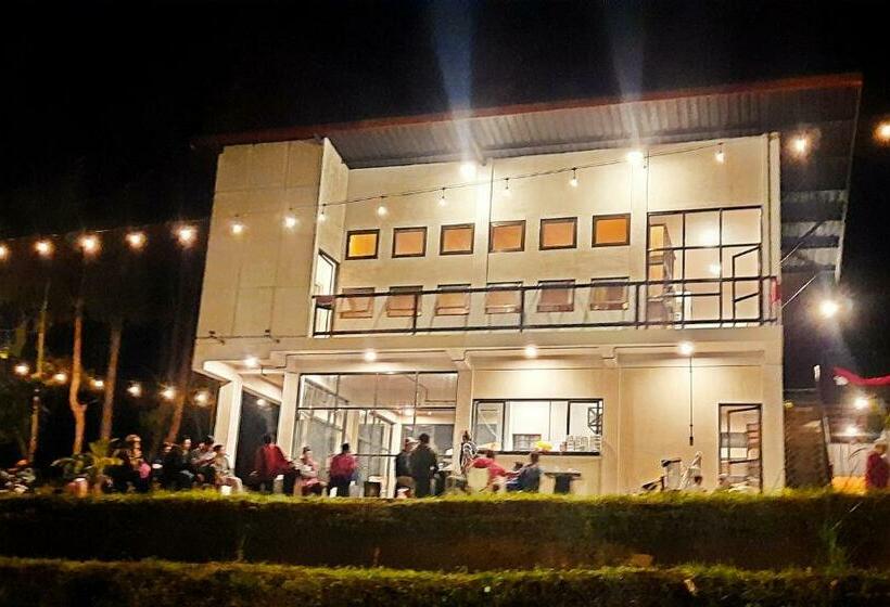 Cămin Bromo Dormitory & Camp