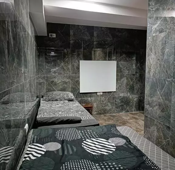 هاستل Berić Rooms