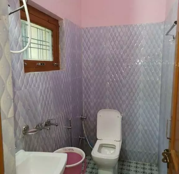 ホテル Guest House By Prithvi Yatra K