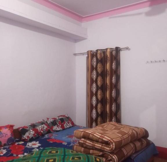 Hotel Guest House By Prithvi Yatra K