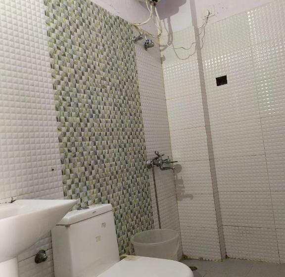 Hotel Guest House By Prithvi Yatra K