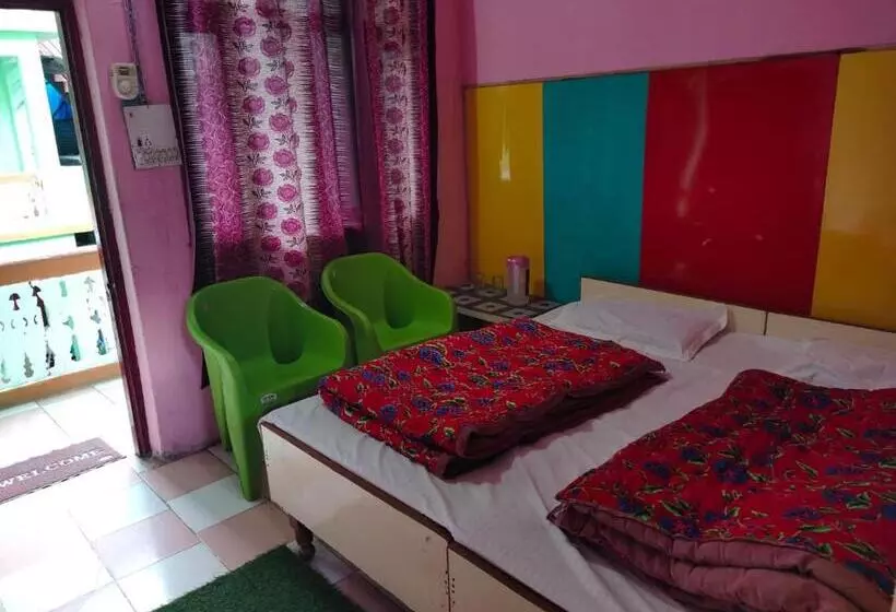 ホテル Badrinath Jbk By Prithvi Yatra