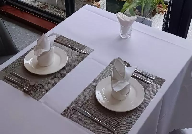 Nimith Hotel & Restaurant