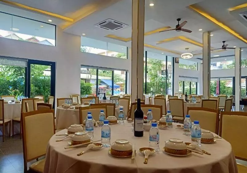 Nimith Hotel & Restaurant