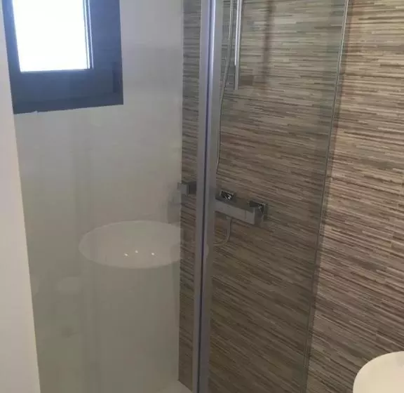 Majatalo Bedrooms With Private Bathroom In Modern Guest House