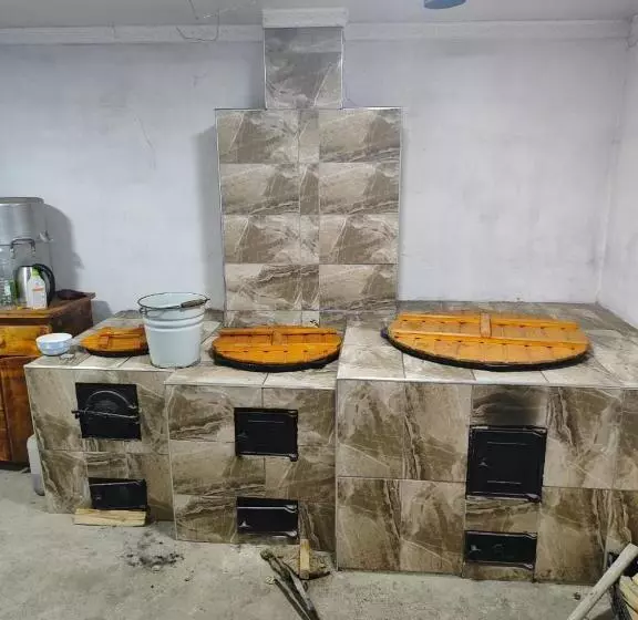 پانسیون Guest House Sanat