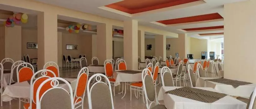 Club Hotel Vedren