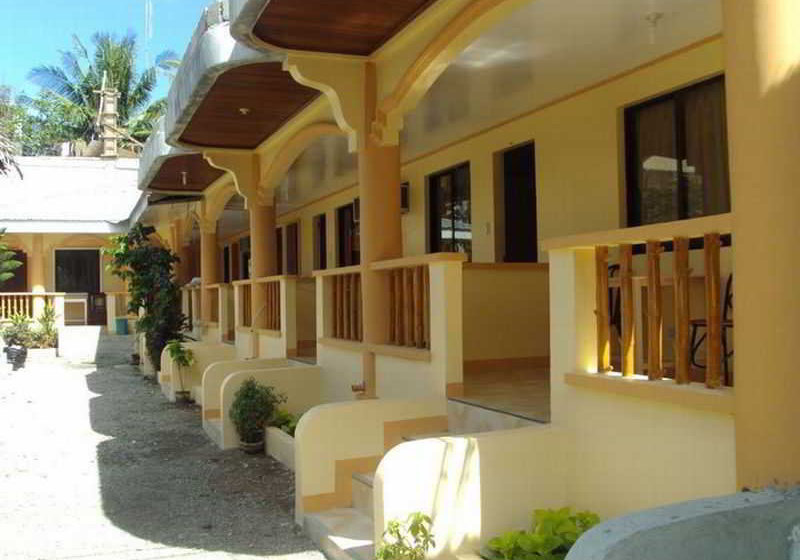 酒店 Alliyah's Beach Resort