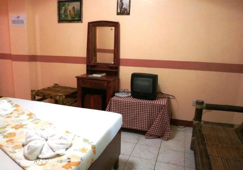 酒店 Alliyah's Beach Resort