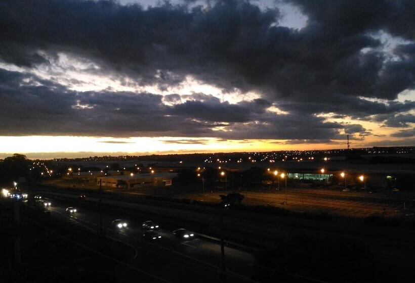 Отель Assay Plaza