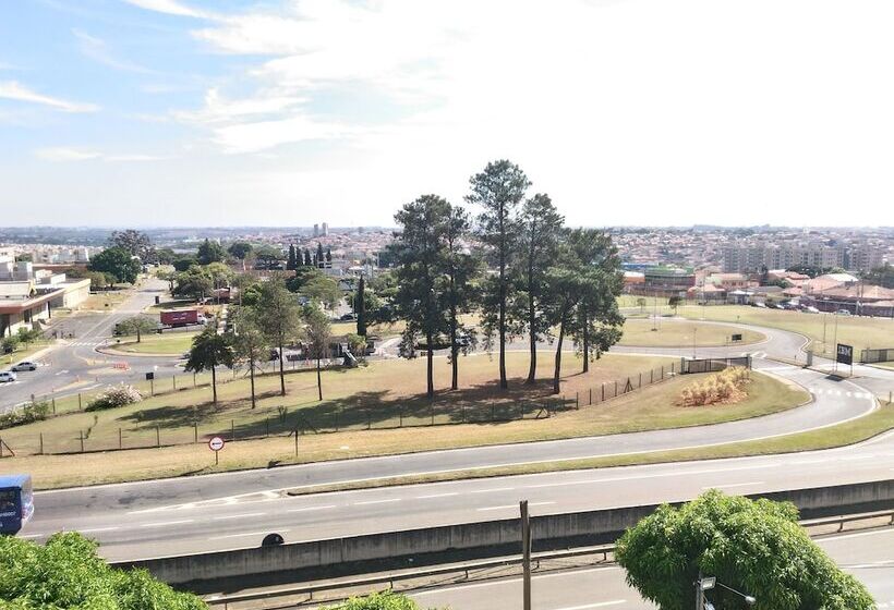 Отель Assay Plaza