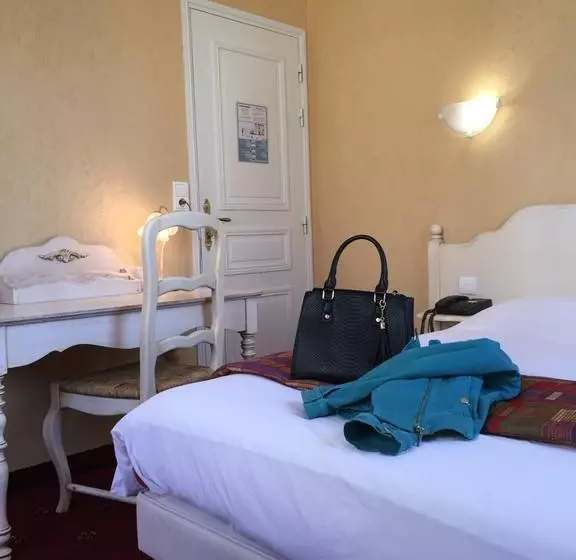 Hotelli Hôtel Au Lion D'or