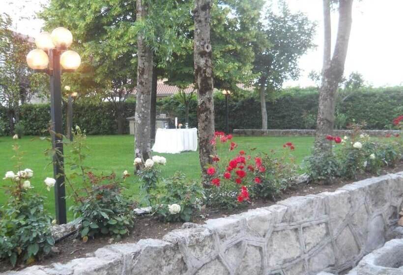 בית מלון כפרי Colucci