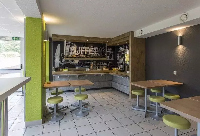 ホテル Ibis Budget Senlis