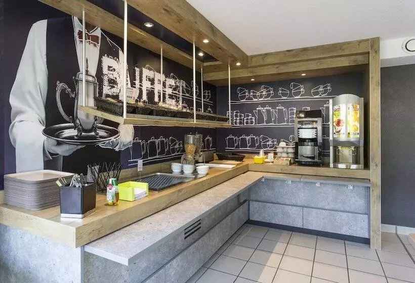 ホテル Ibis Budget Senlis