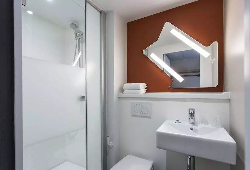 ホテル Ibis Budget Senlis