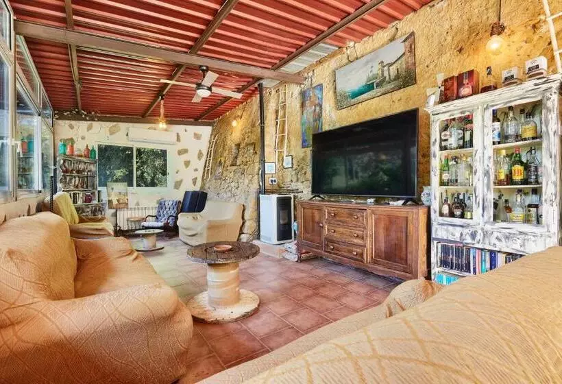 هتل B&b Mas Torrencito Pet Friendly