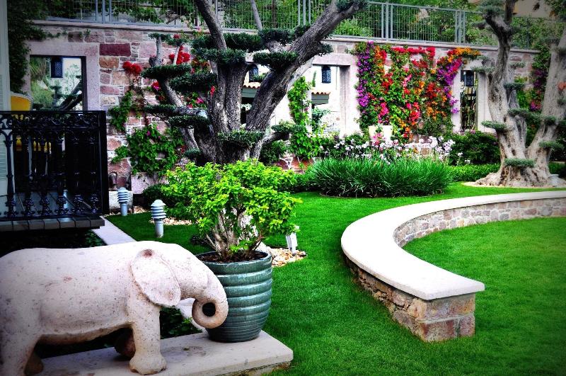 Nisi Hotel Adults Only