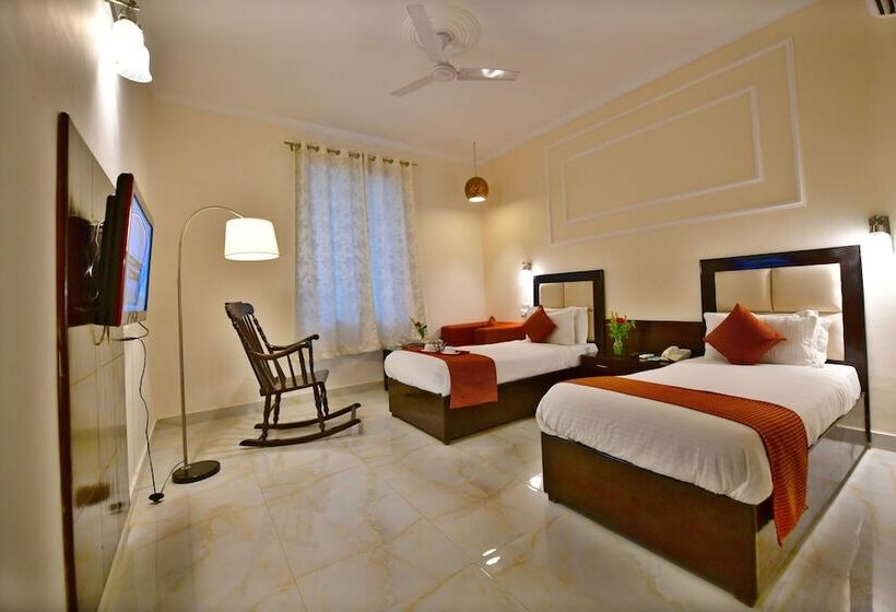 ホテル Kadamb Kunj Resort   Bharatpur