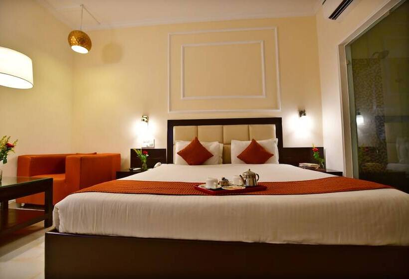 ホテル Kadamb Kunj Resort   Bharatpur