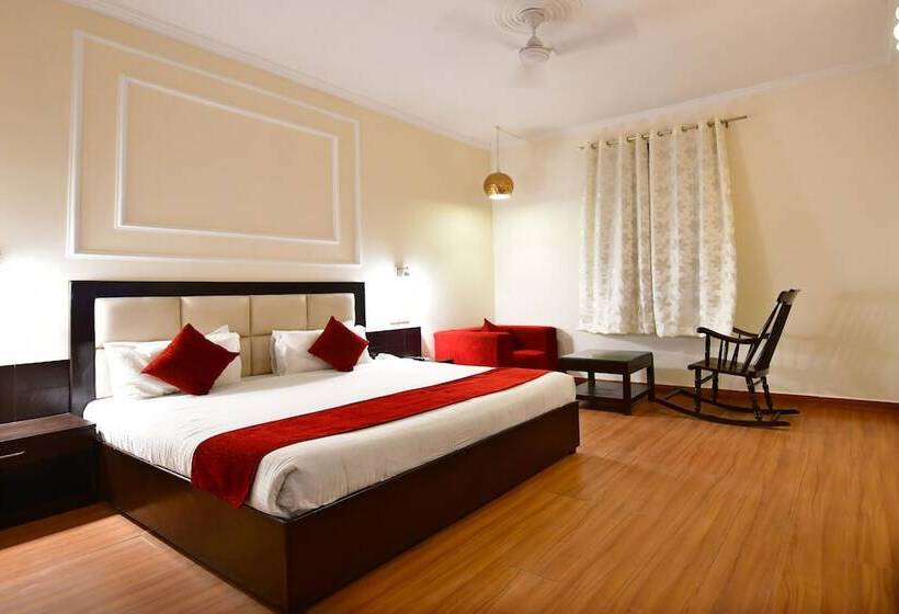 ホテル Kadamb Kunj Resort   Bharatpur