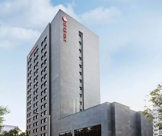 ホテル Ramada By Wyndham Gunsan