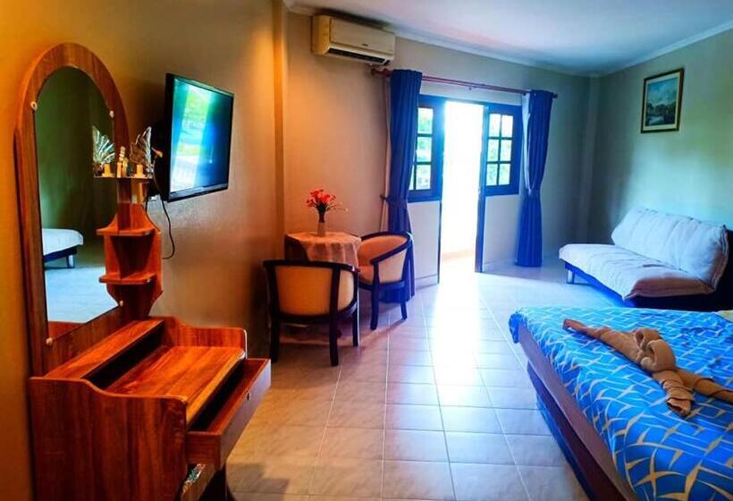 בית מלון כפרי Southern Star Resort