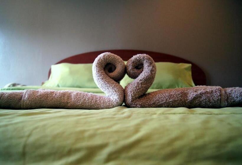 בית מלון כפרי Southern Star Resort