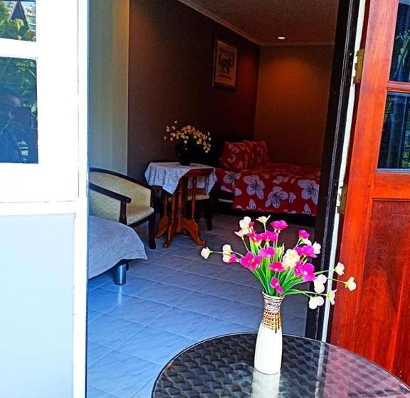 בית מלון כפרי Southern Star Resort