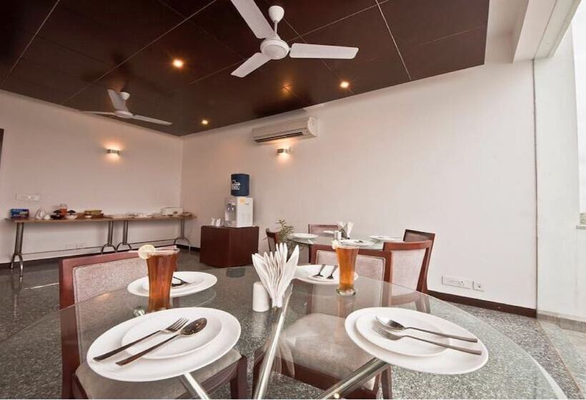 בית מלון כפרי 91 Golf Course Road