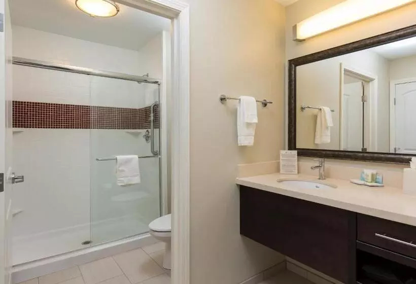 ホテル Staybridge Suites Corona South, An Ihg