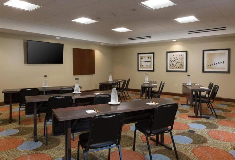 בית מלון כפרי Staybridge Suites Corona South, An Ihg