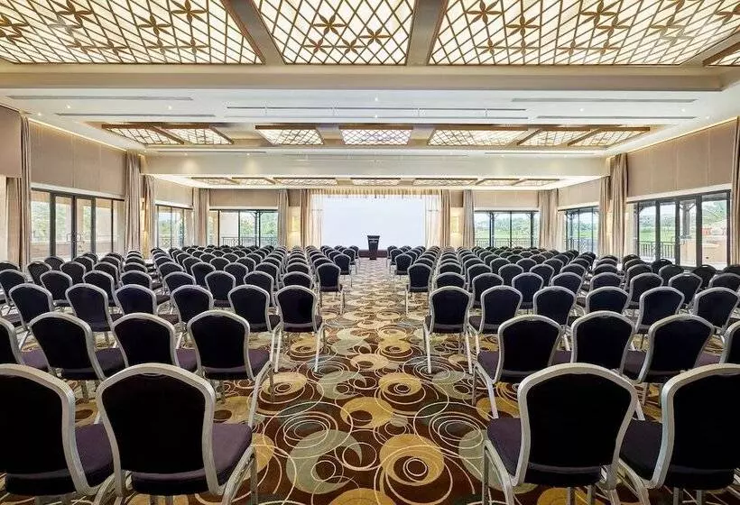 هتل The Westin Cairo Golf Resort & Spa, Katameya Dunes