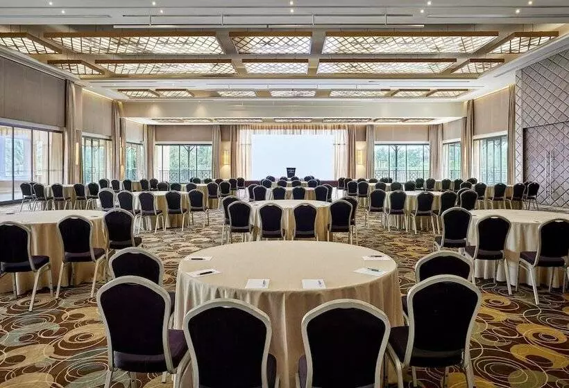 هتل The Westin Cairo Golf Resort & Spa, Katameya Dunes
