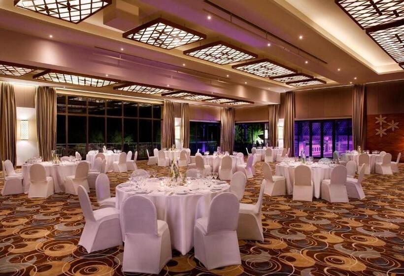 בית מלון כפרי The Westin Cairo Golf Resort & Spa, Katameya Dunes