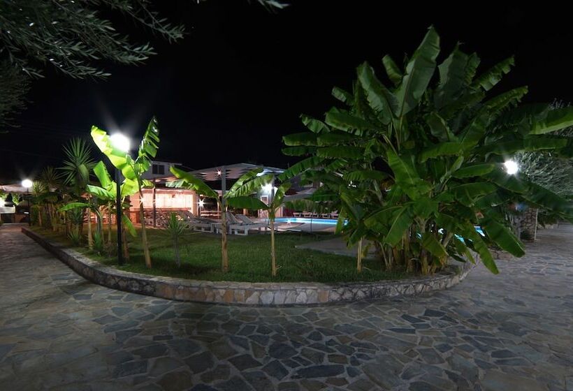 Mirsini Studios & Apartments