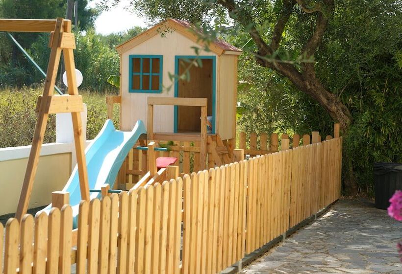 Mirsini Studios & Apartments