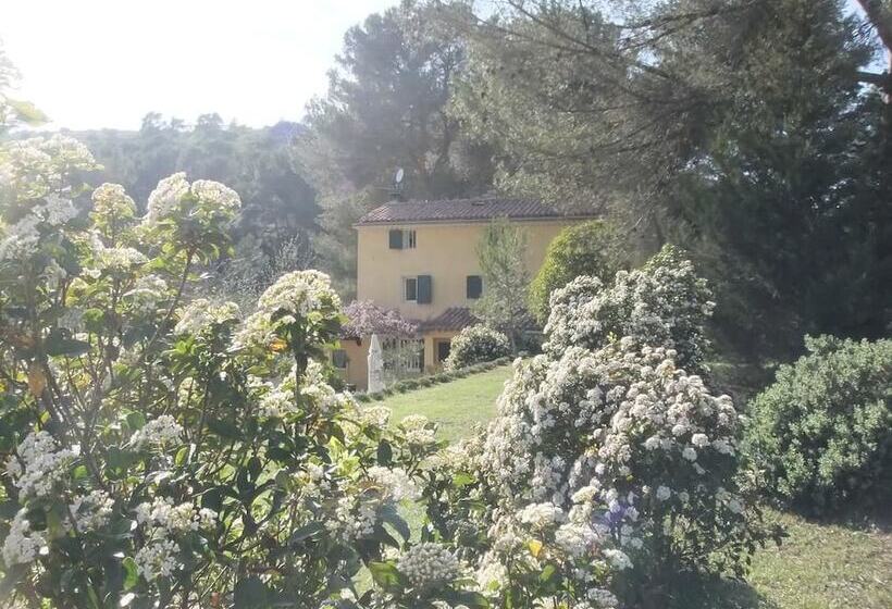 Пансион Le Mas Des Aludes