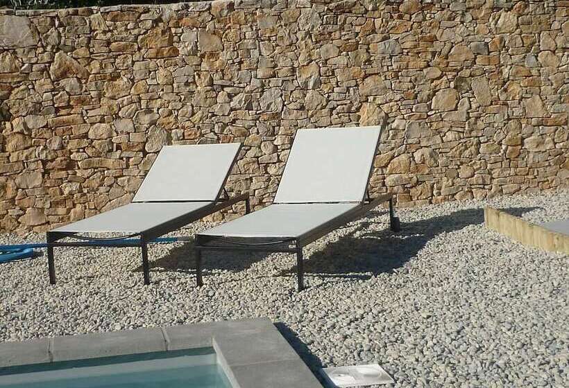 Пансион Le Mas Des Aludes